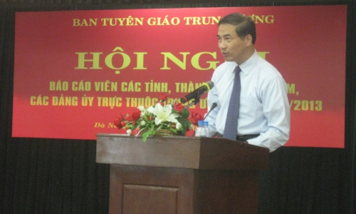 Hội nghị Báo cáo viên các tỉnh, thành phố phía Nam tháng 2 năm 2013